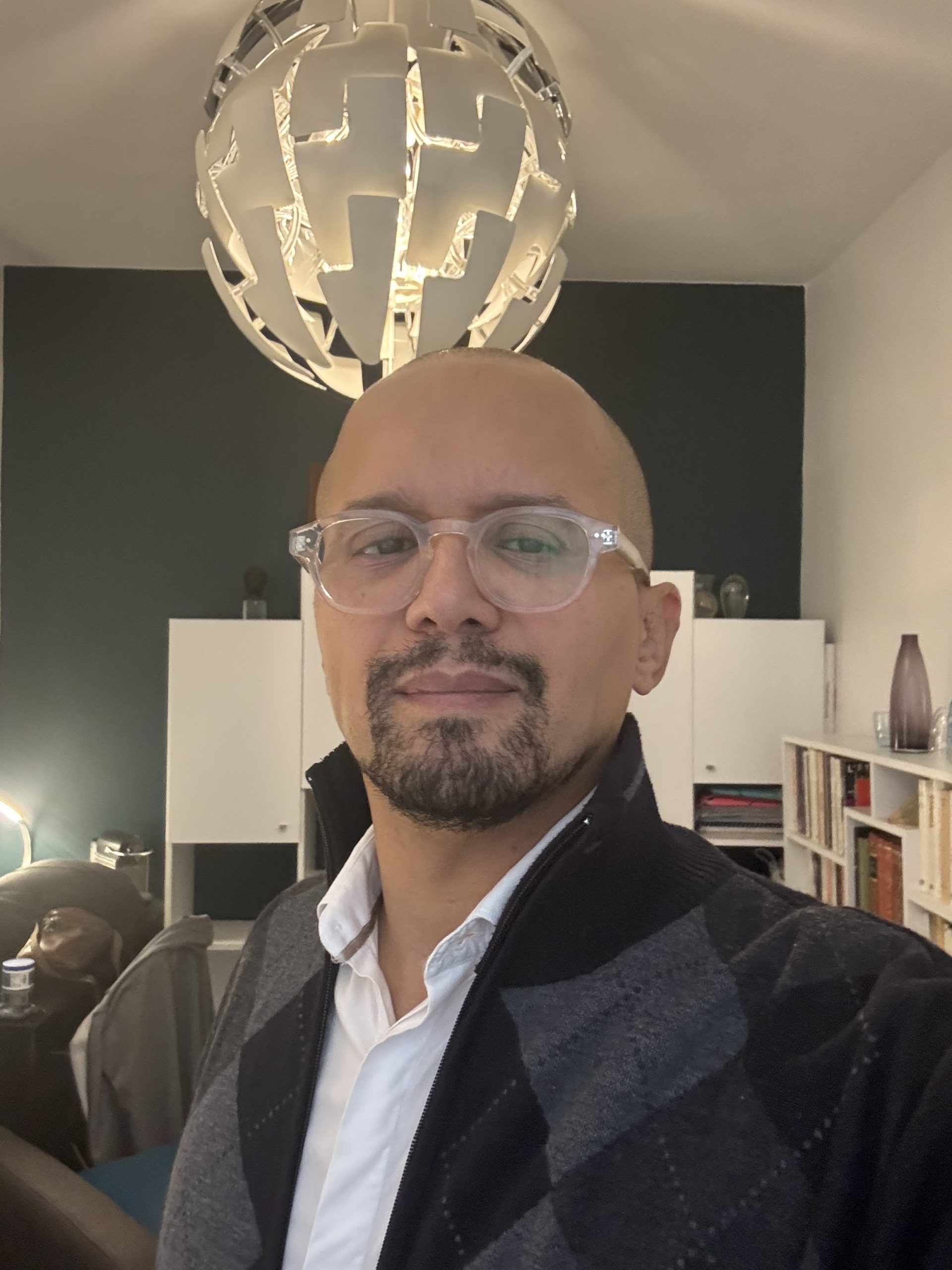 Karim Chiboune - Hypnothérapeute professionnel